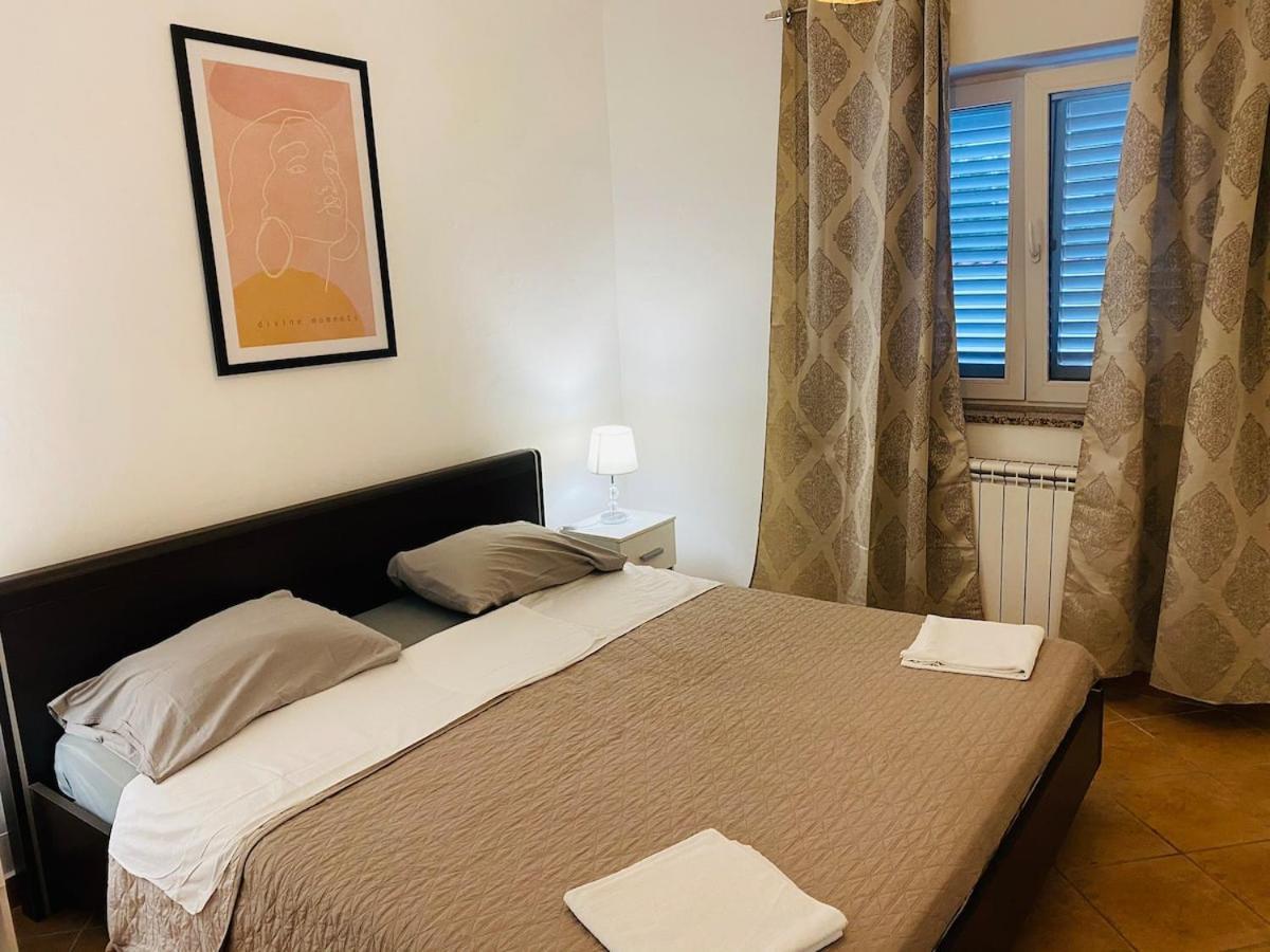 Apartments Eden Šišan Eksteriør billede