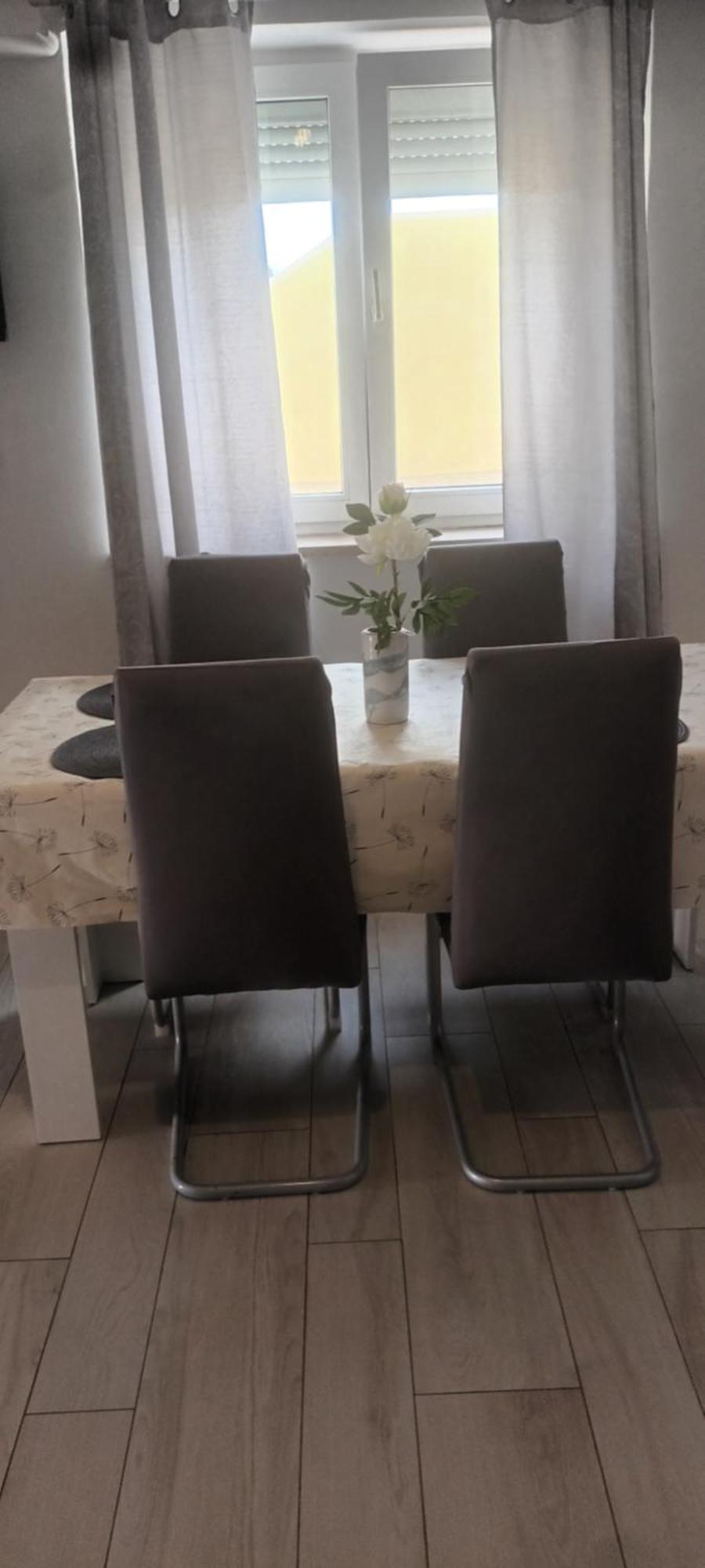 Apartments Eden Šišan Værelse billede