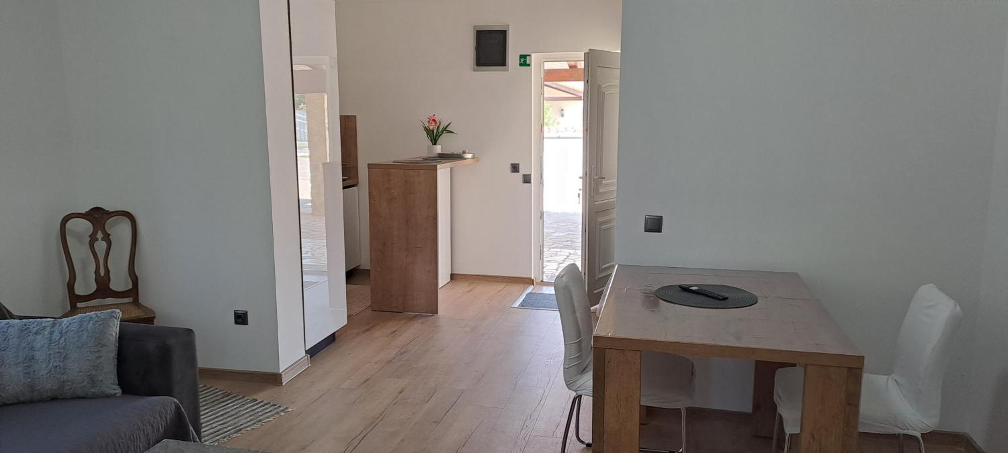 Apartments Eden Šišan Værelse billede
